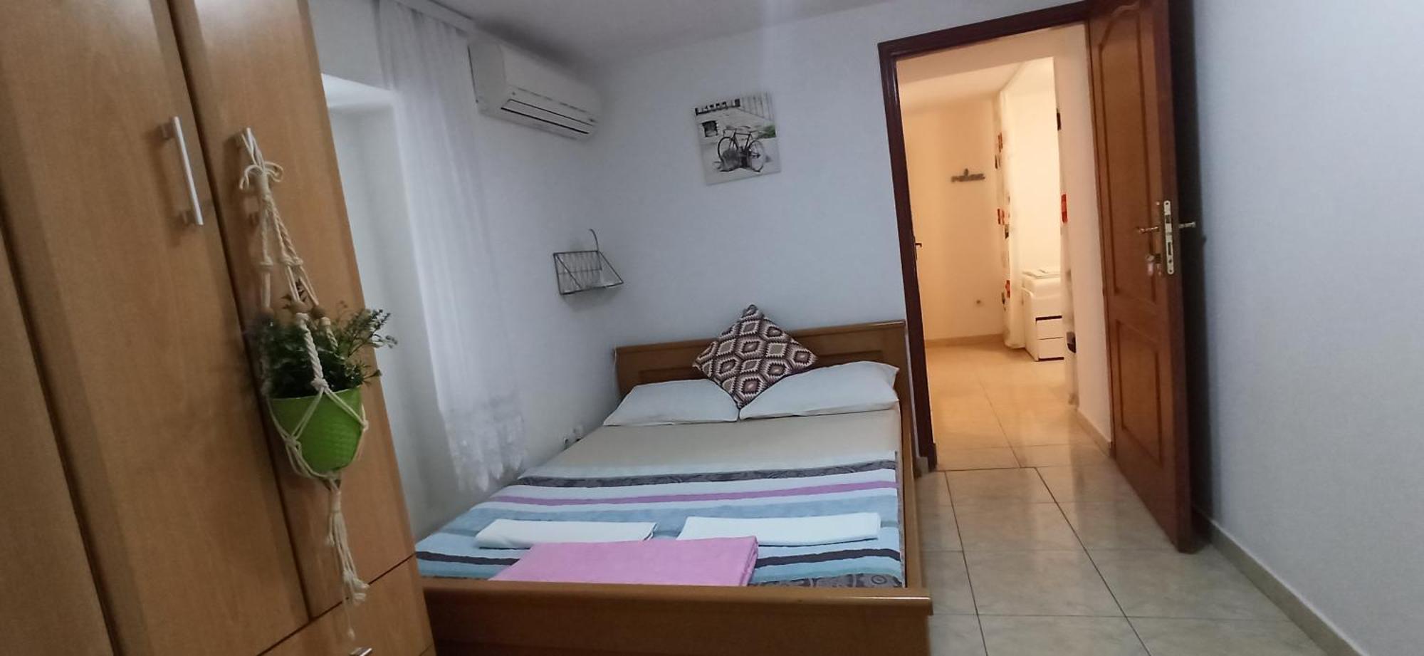 Stone Beach Apartments Pržno Eksteriør bilde